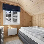 Cozy In With Sauna 度假居 *